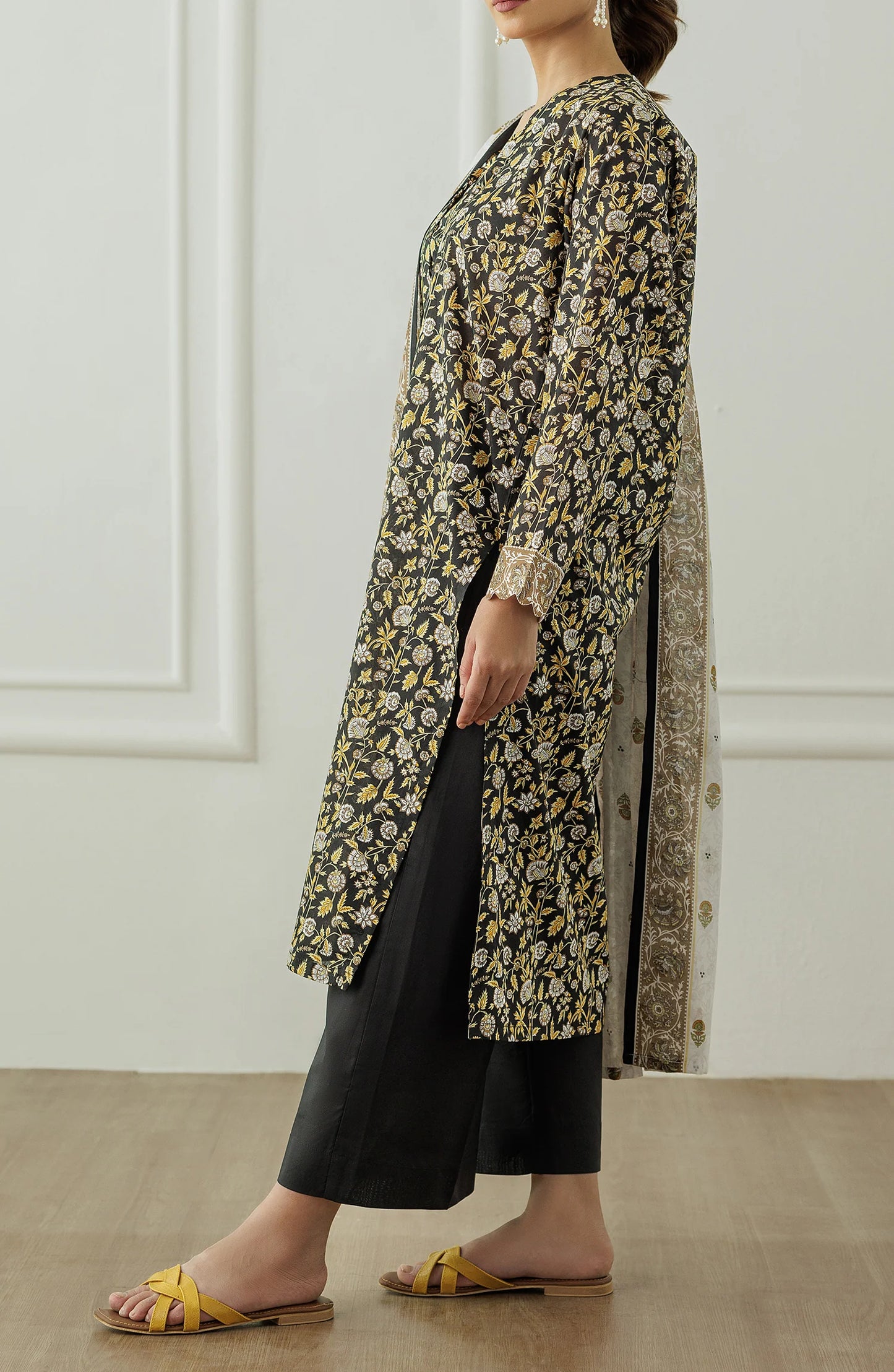Unstitched | 3 Piece | Printed Lawn