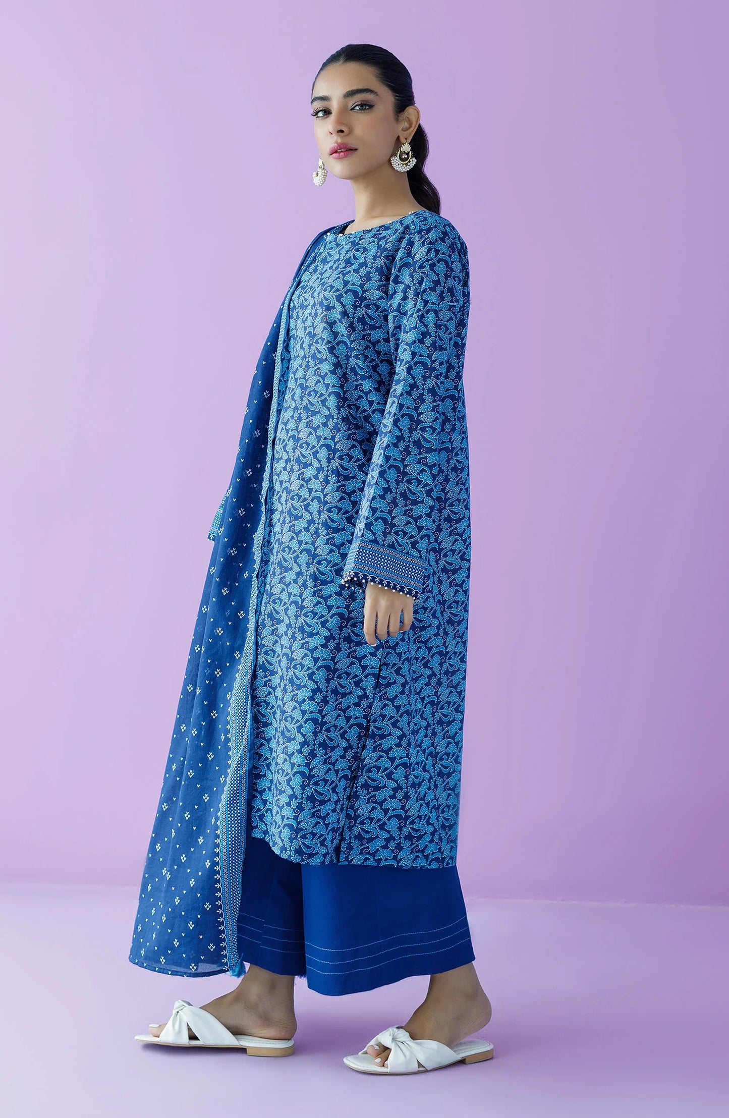 Unstitched | 3 Piece | Printed Lawn