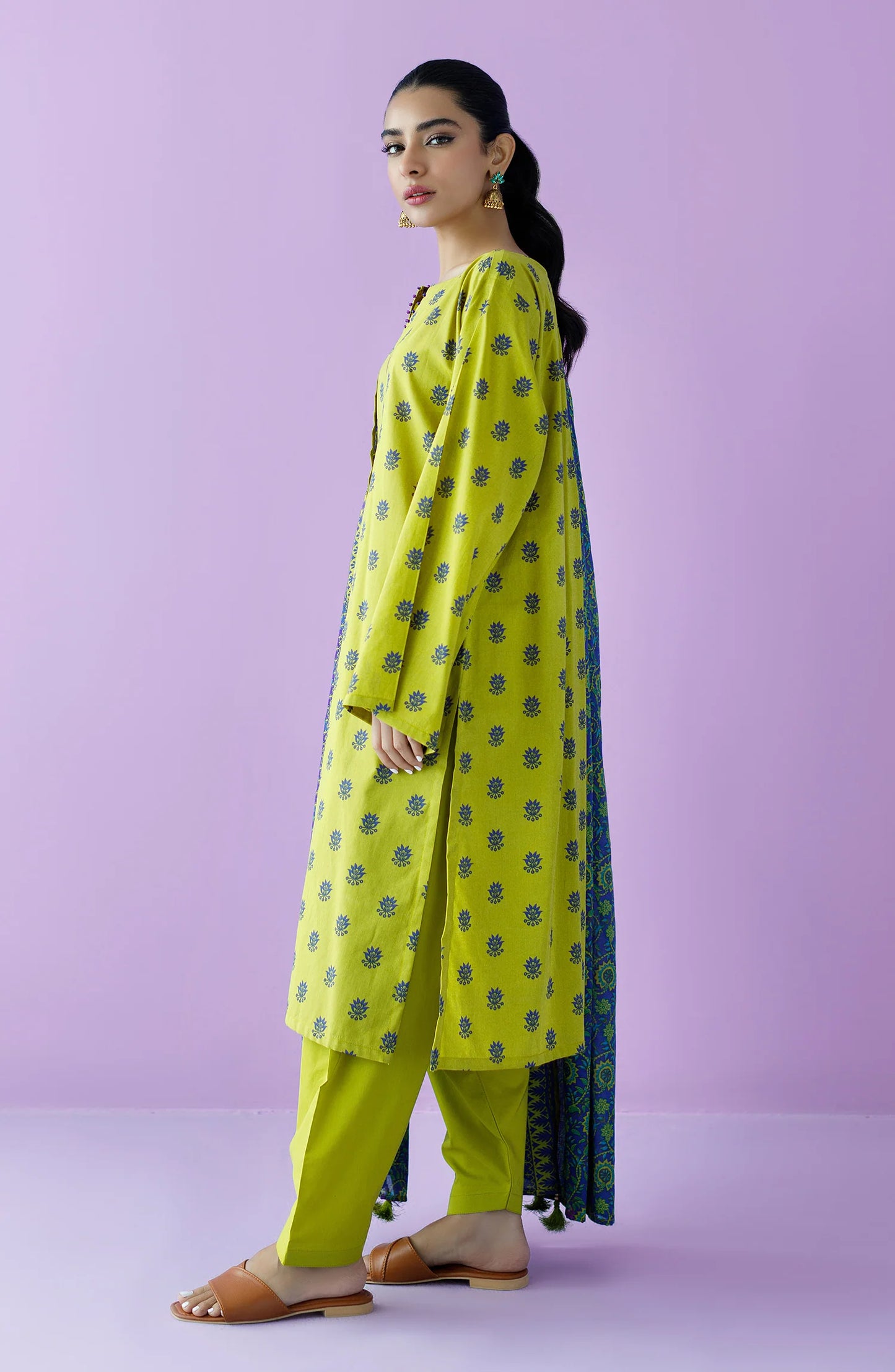 Unstitched | 3 Piece | Printed Lawn