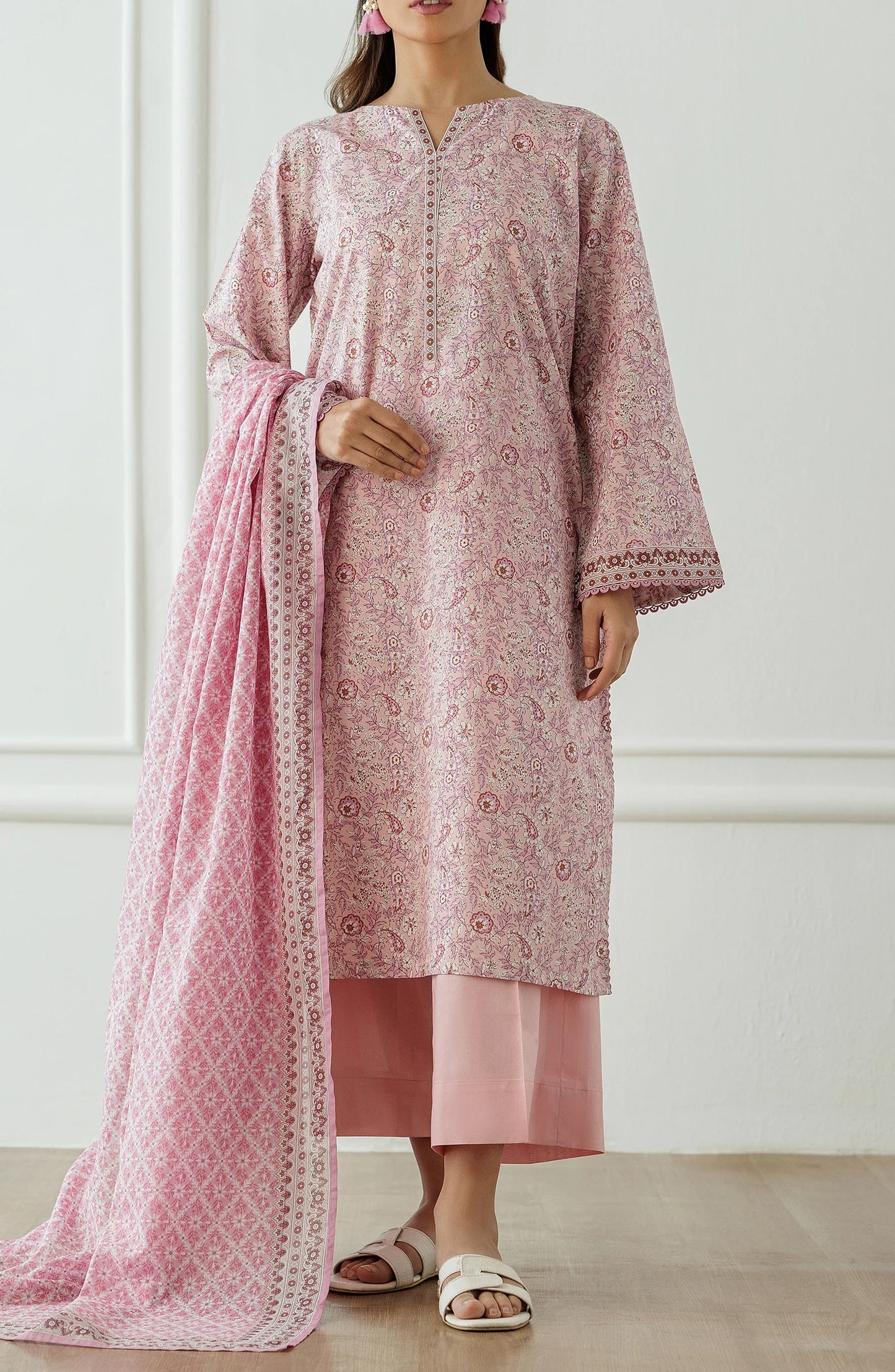 Unstitched | 3 Piece | Printed Lawn