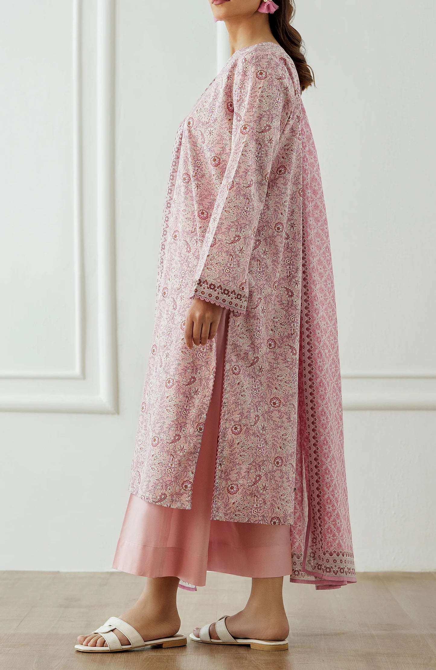 Unstitched | 3 Piece | Printed Lawn