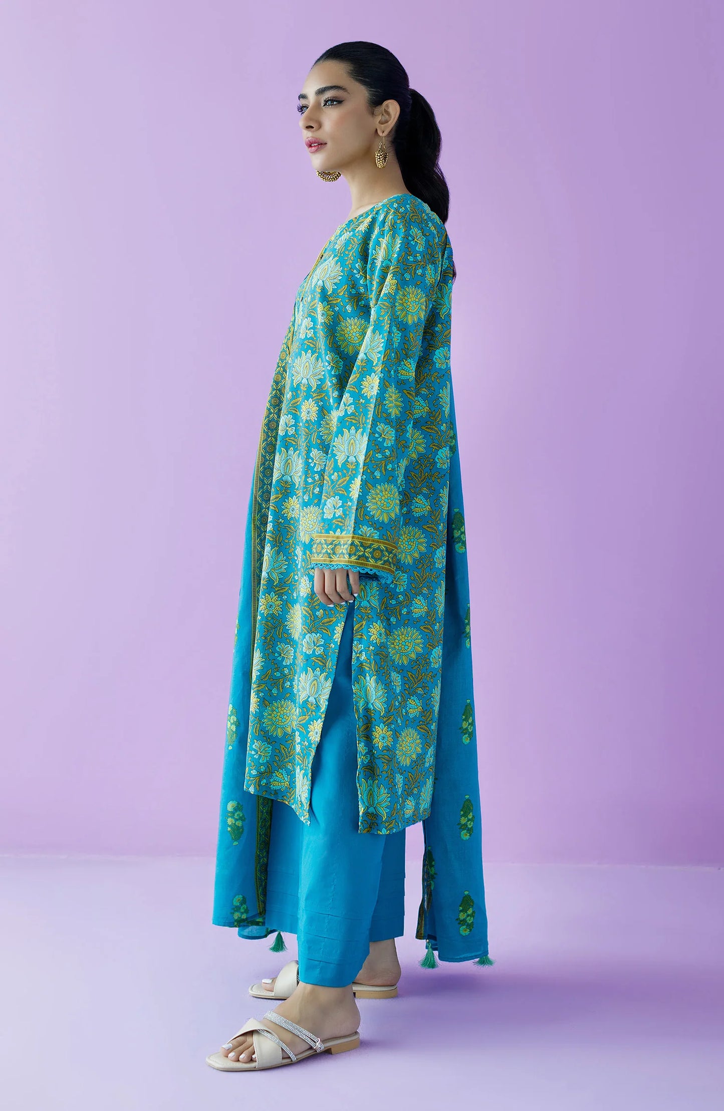 Unstitched | 3 Piece | Printed Lawn
